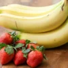 الفراولة والموز